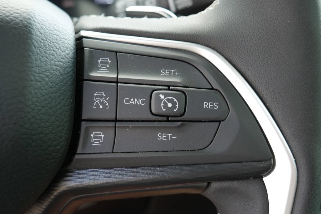 2025 Jeep Grand Cherokee Laredo X