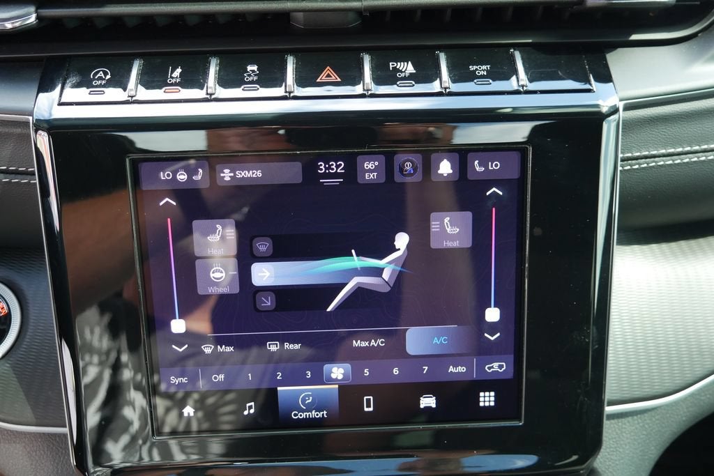 2025 Jeep Grand Cherokee Laredo X