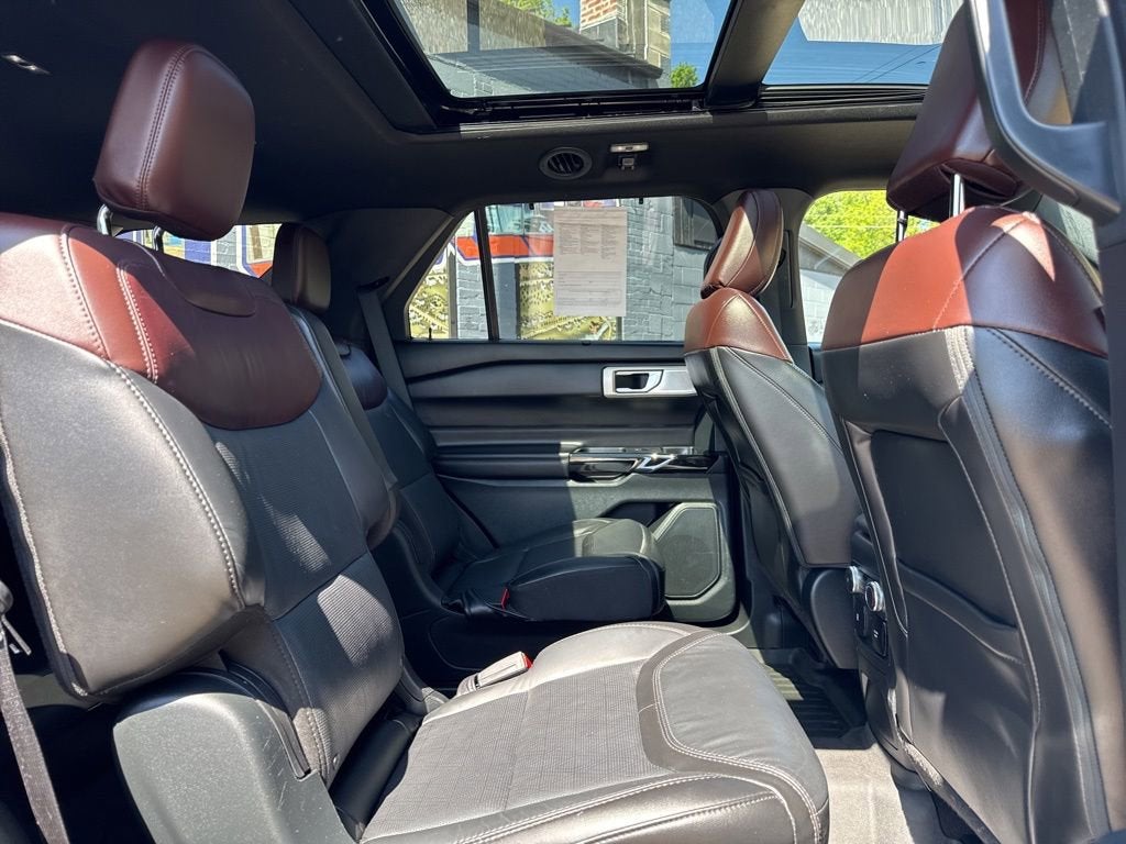 2022 Ford Explorer Platinum