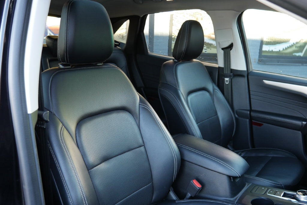 2022 Ford Escape SEL Hybrid