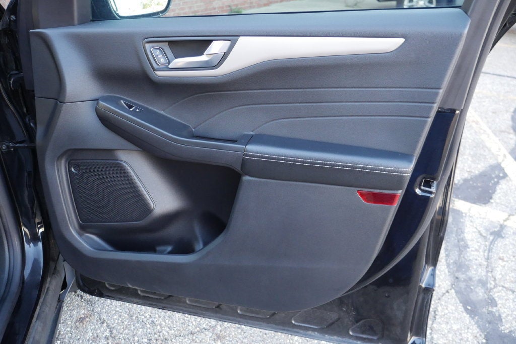 2022 Ford Escape SEL Hybrid