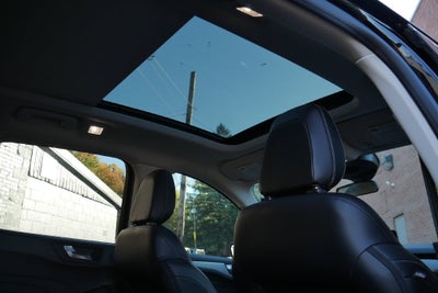 2022 Ford Escape SEL Hybrid