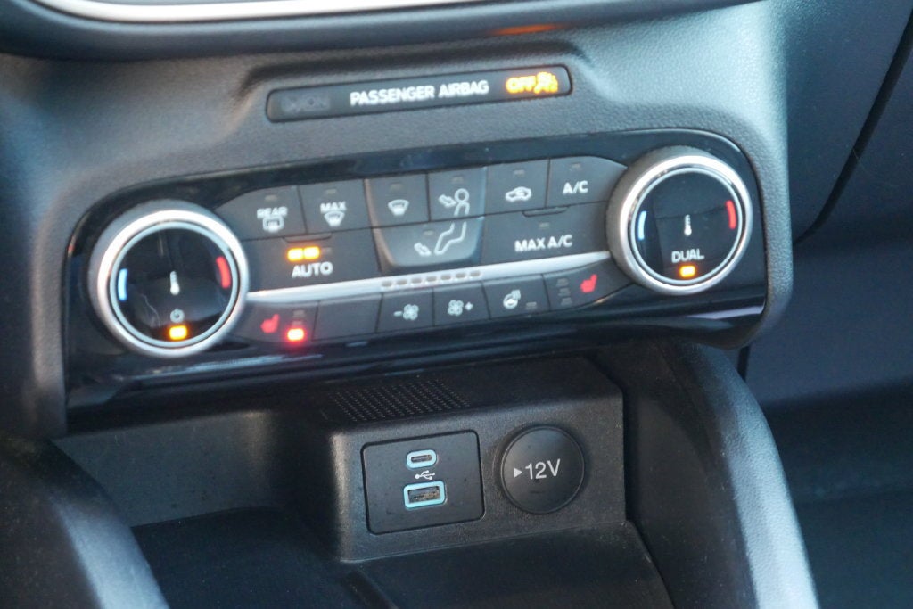 2022 Ford Escape SEL Hybrid