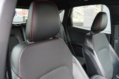 2024 Ford Escape ST-Line Select
