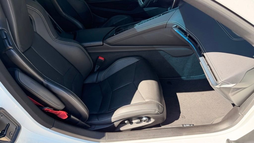 2020 Chevrolet Corvette Stingray 2LT