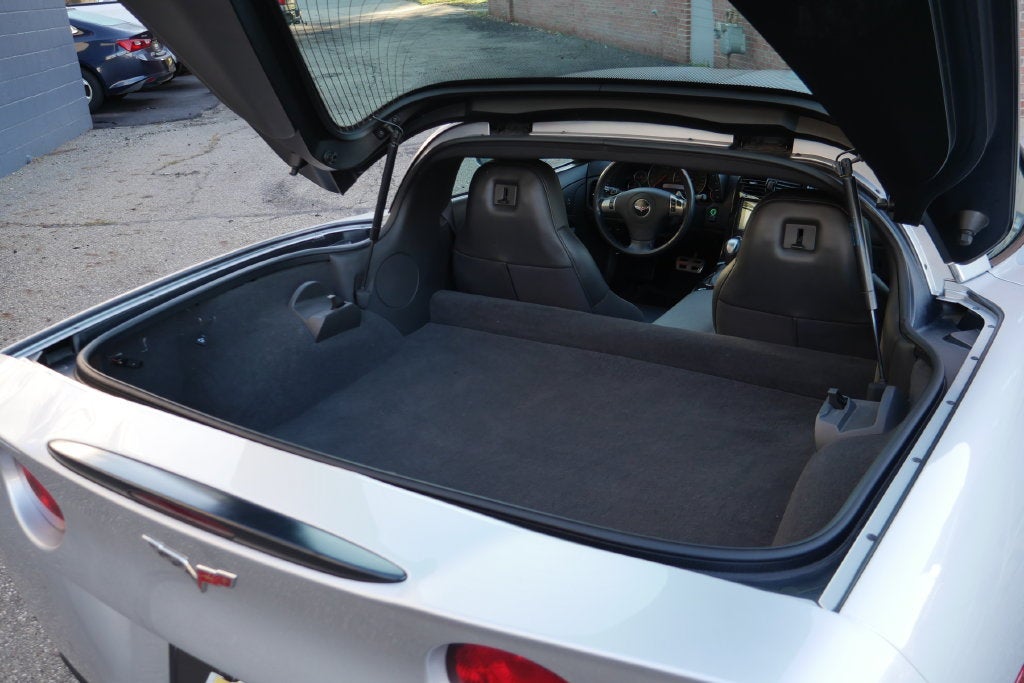 2011 Chevrolet Corvette w/3LT