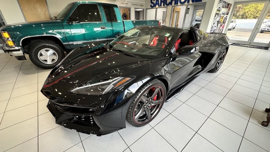 2026 Chevrolet Corvette E-Ray 2LZ