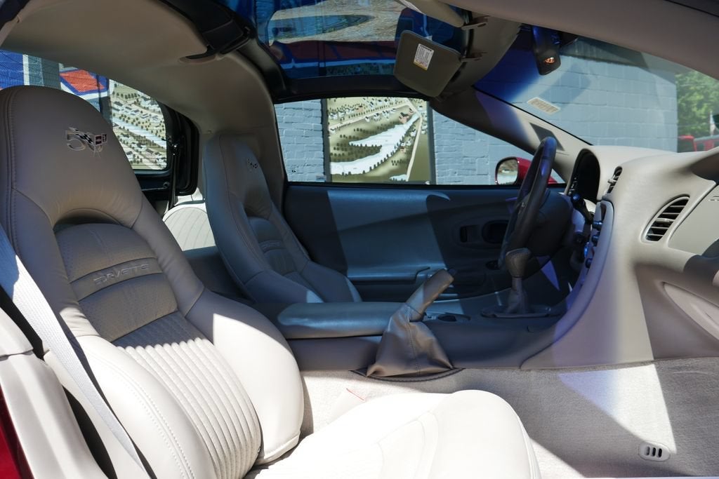 2003 Chevrolet Corvette Base