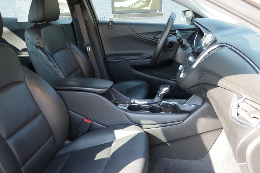 2024 Chevrolet Malibu 2LT