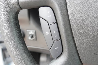2025 Chevrolet Express Passenger 1LS
