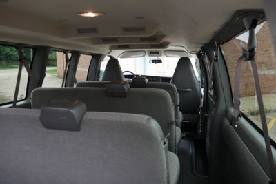 2025 Chevrolet Express Passenger 1LS