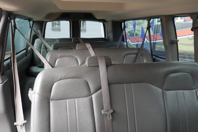 2017 Chevrolet Express Passenger 3500 LS