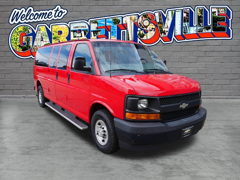 2017 Chevrolet Express Passenger 3500 LS