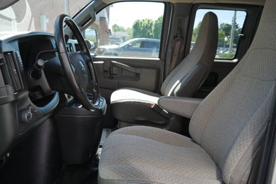 2023 Chevrolet Express Passenger 3500 LS