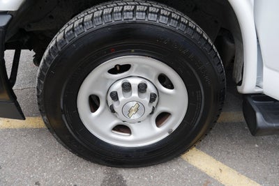 2023 Chevrolet Express Passenger 3500 1LS