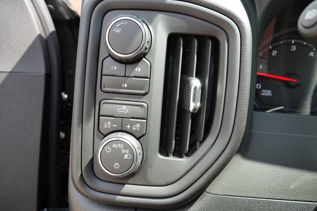 2026 Chevrolet Silverado 3500 HD WT DRW