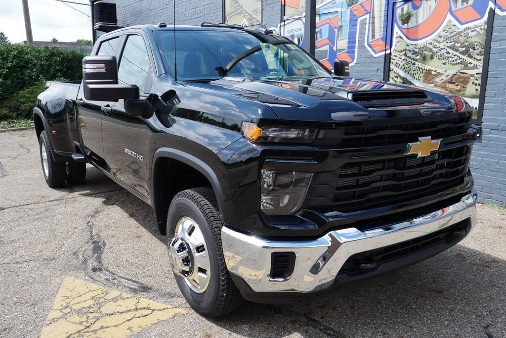2026 Chevrolet Silverado 3500 HD WT DRW