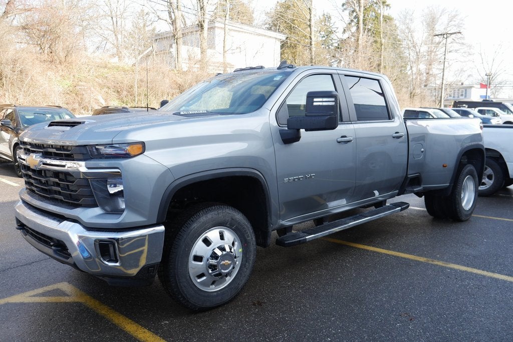 2026 Chevrolet Silverado 3500 HD LT DRW