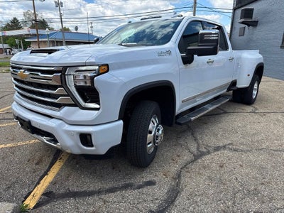 2026 Chevrolet Silverado 3500 HD High Country DRW