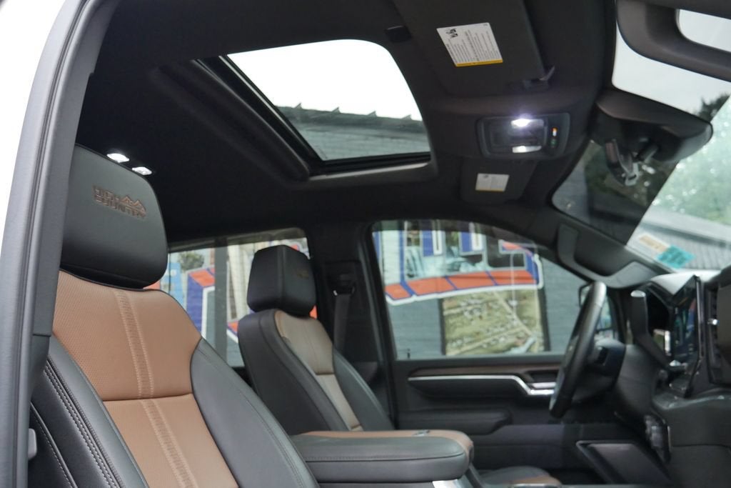 2025 Chevrolet Silverado 3500 HD High Country DRW