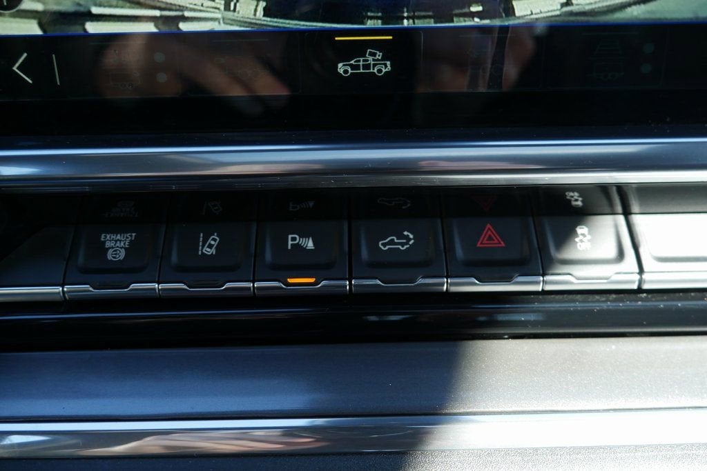 2024 Chevrolet Silverado 3500 HD High Country DRW