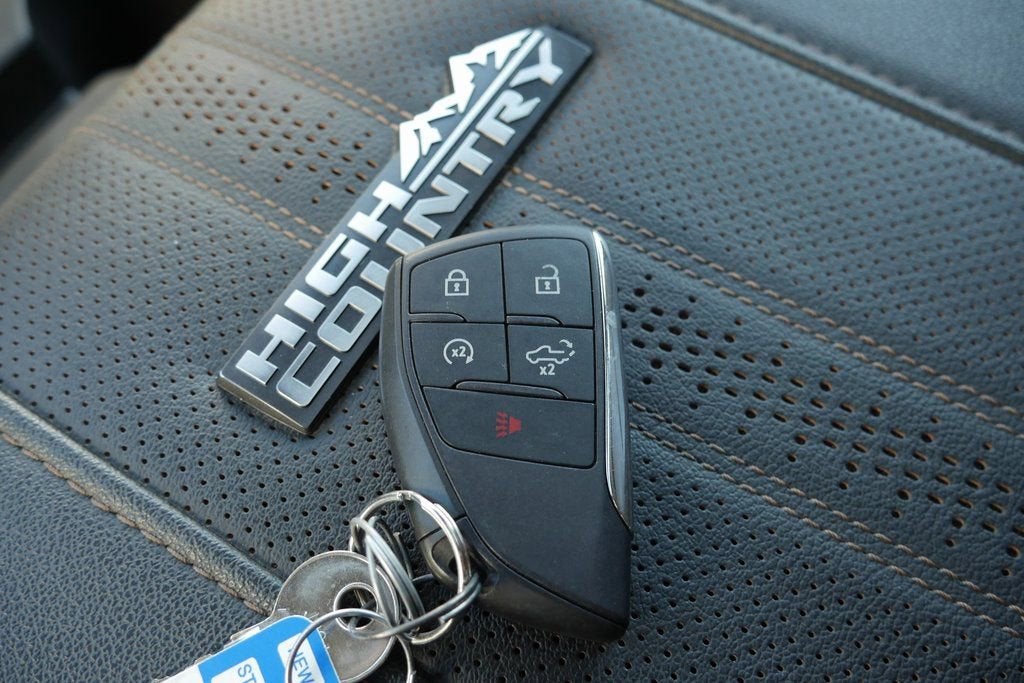 2024 Chevrolet Silverado 3500 HD High Country DRW