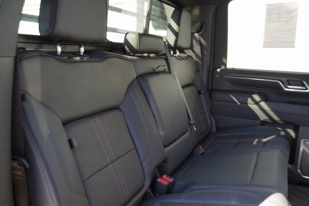 2024 Chevrolet Silverado 3500 HD High Country DRW