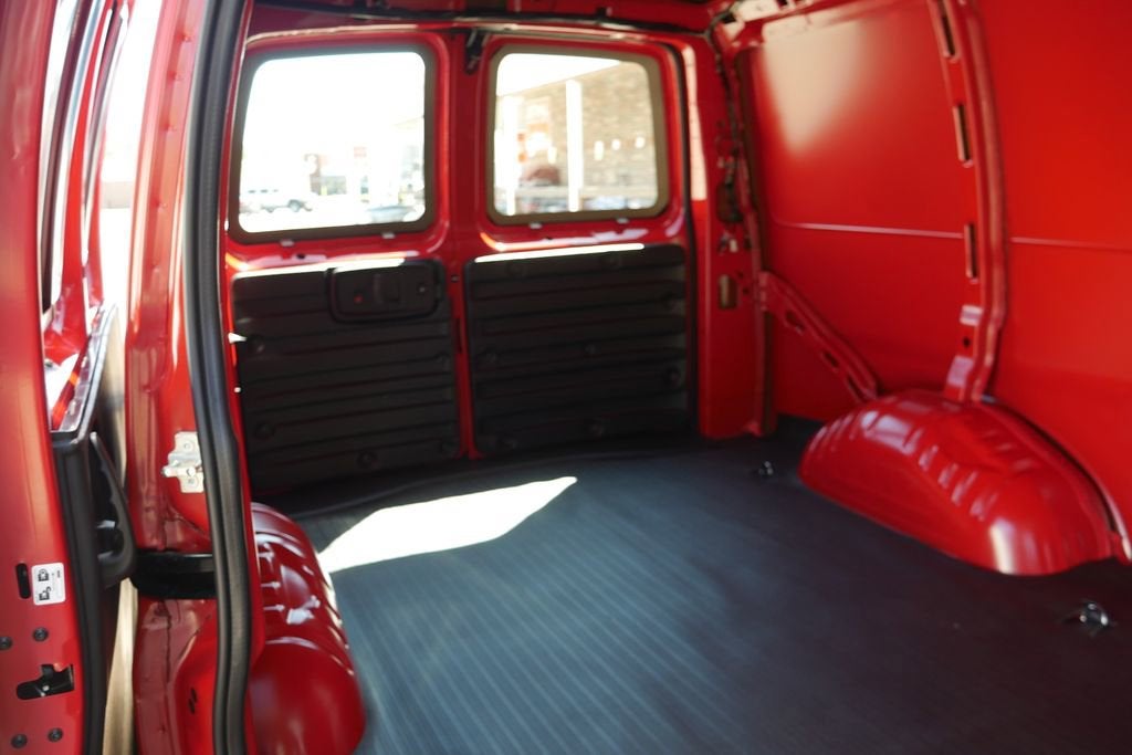 2026 Chevrolet Express Cargo WT