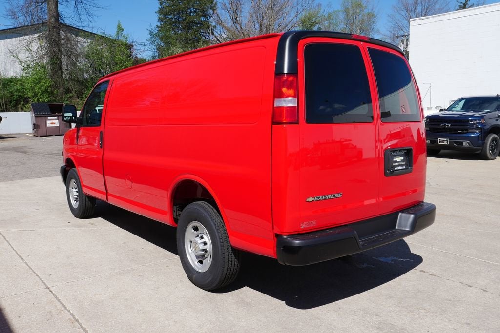 2026 Chevrolet Express Cargo WT