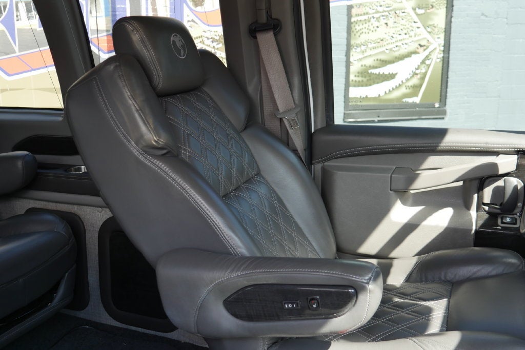 2022 Chevrolet Express Cargo 2500 Base