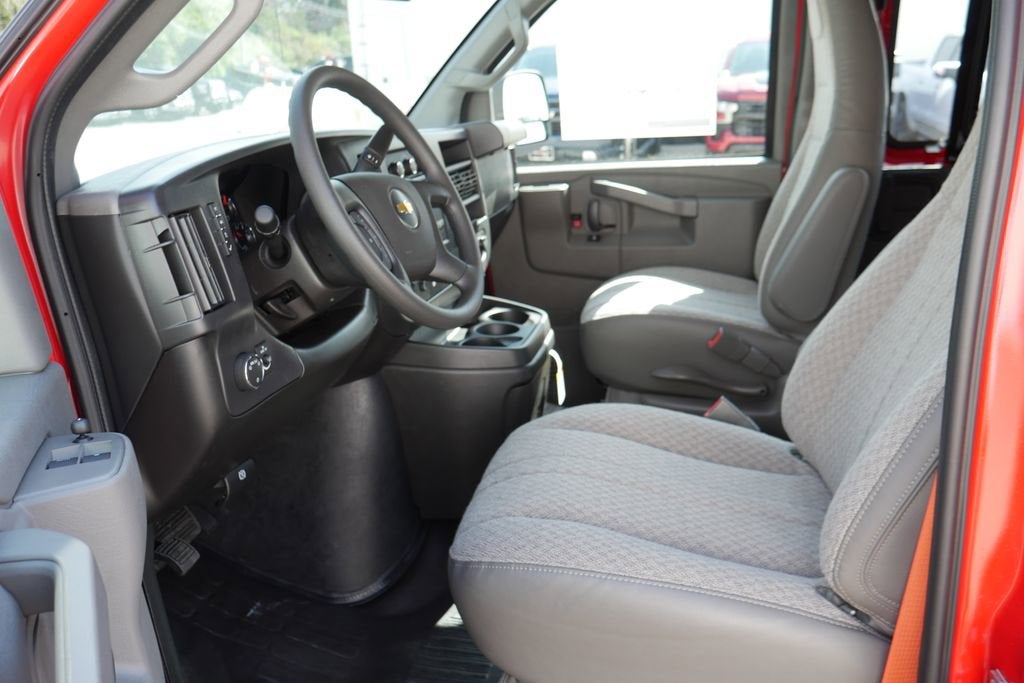2026 Chevrolet Express Cargo WT