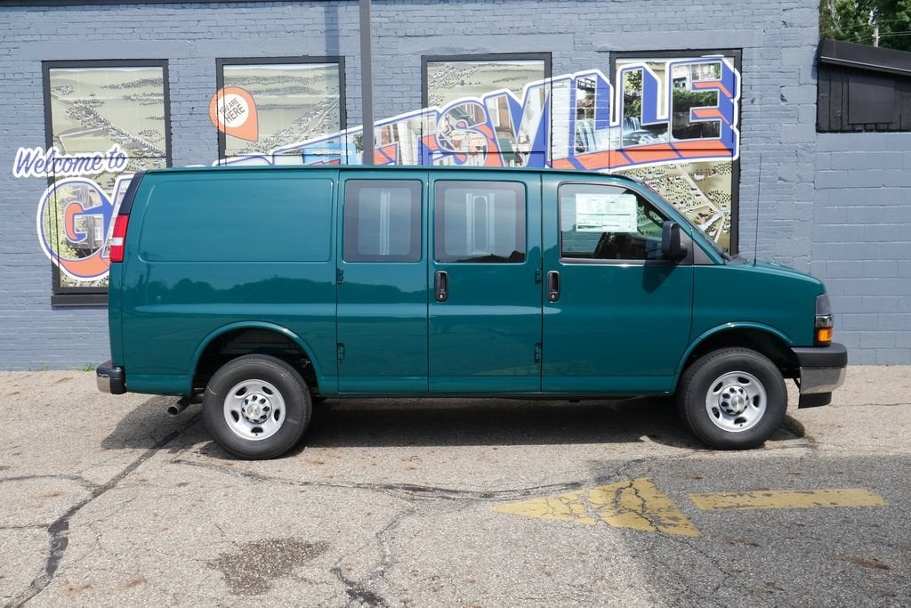 2026 Chevrolet Express Cargo WT