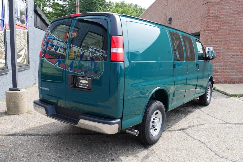 2026 Chevrolet Express Cargo WT