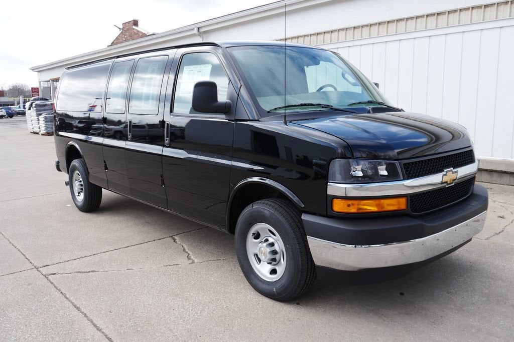 2026 Chevrolet Express Cargo WT