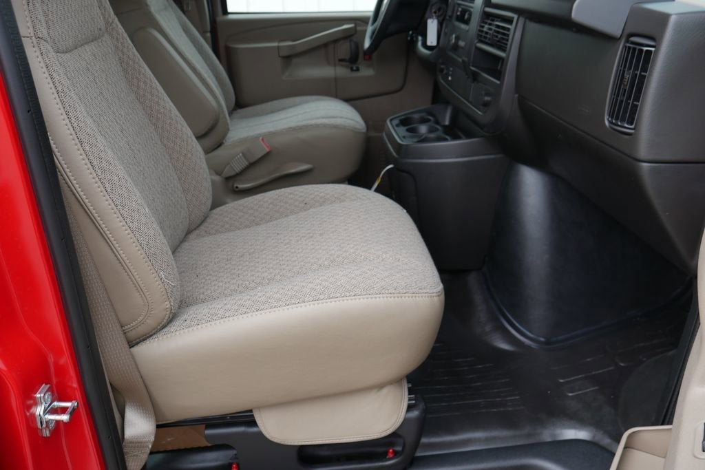 2026 Chevrolet Express Cargo WT