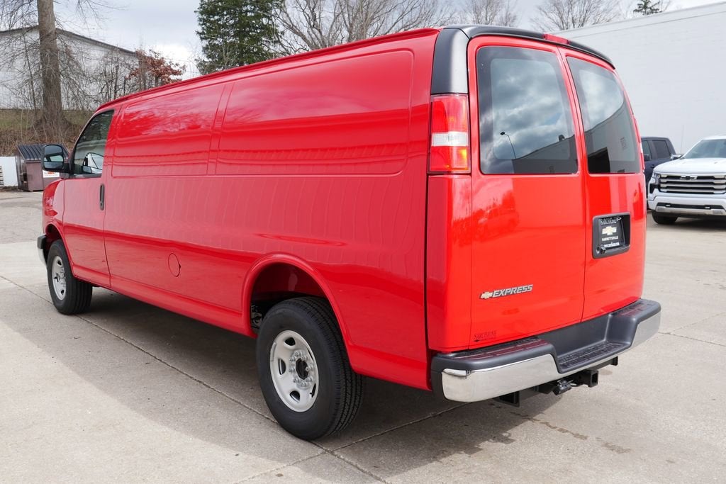 2026 Chevrolet Express Cargo WT
