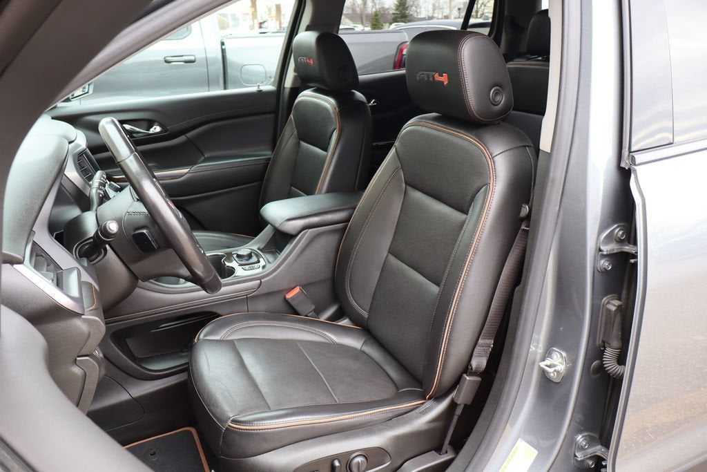 2021 GMC Acadia AT4
