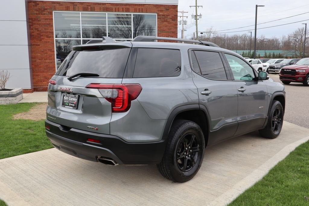 2021 GMC Acadia AT4