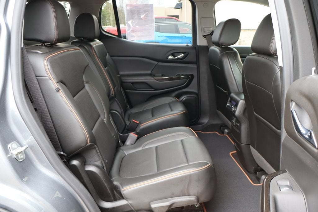 2021 GMC Acadia AT4