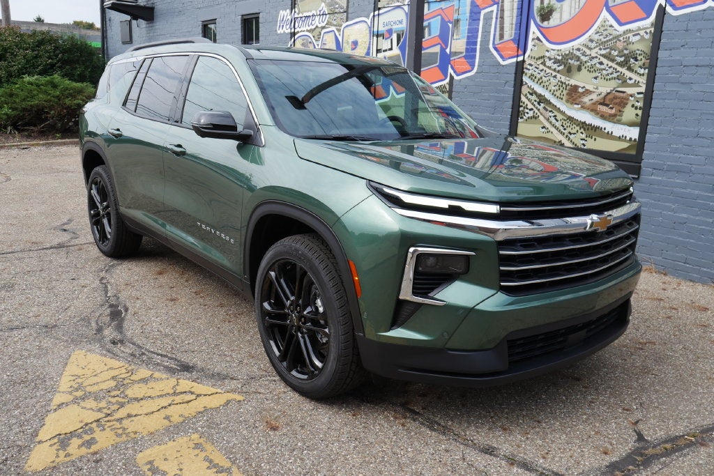 2027 Chevrolet Traverse LT