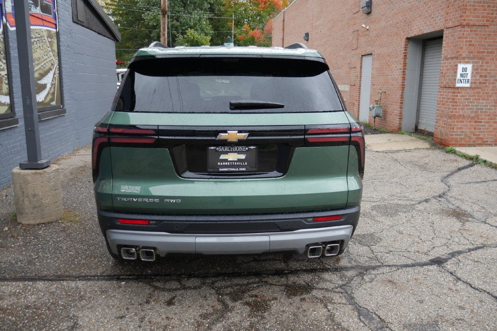 2027 Chevrolet Traverse LT