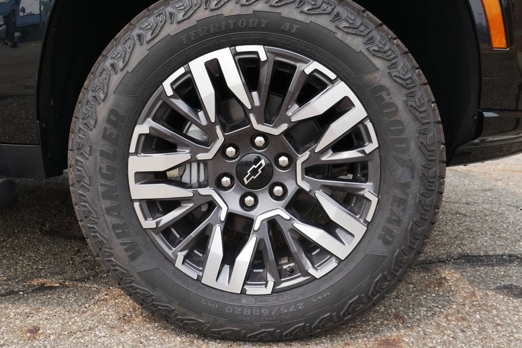 2026 Chevrolet Tahoe Z71 - Photo 8
