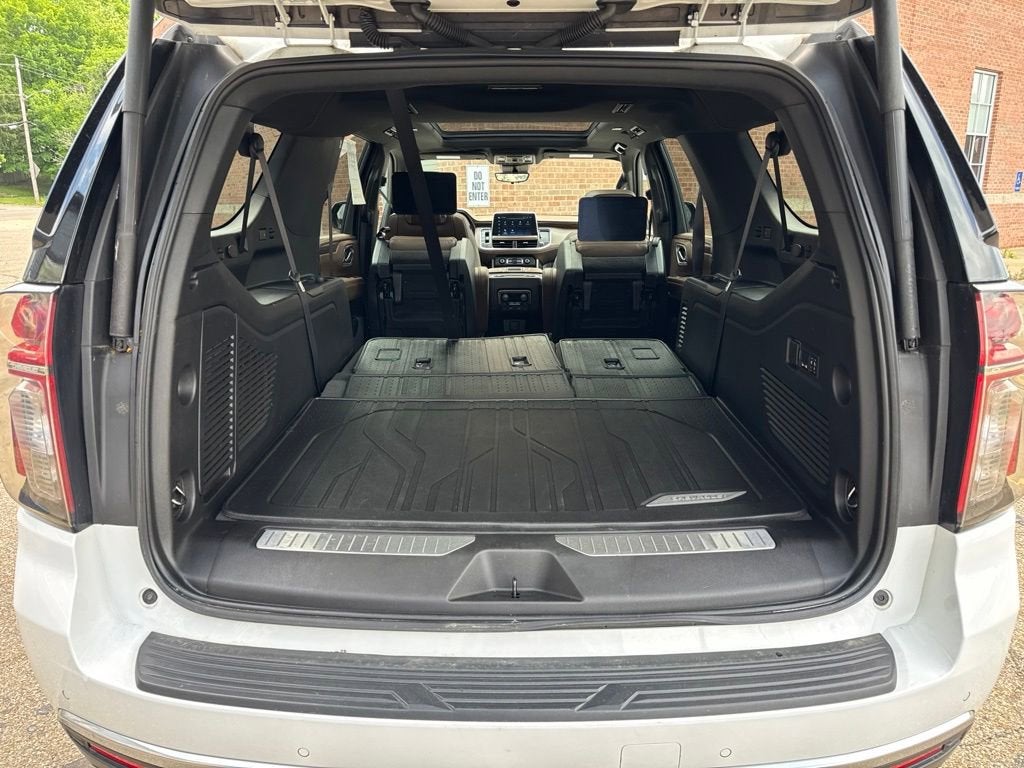 2023 Chevrolet Suburban High Country