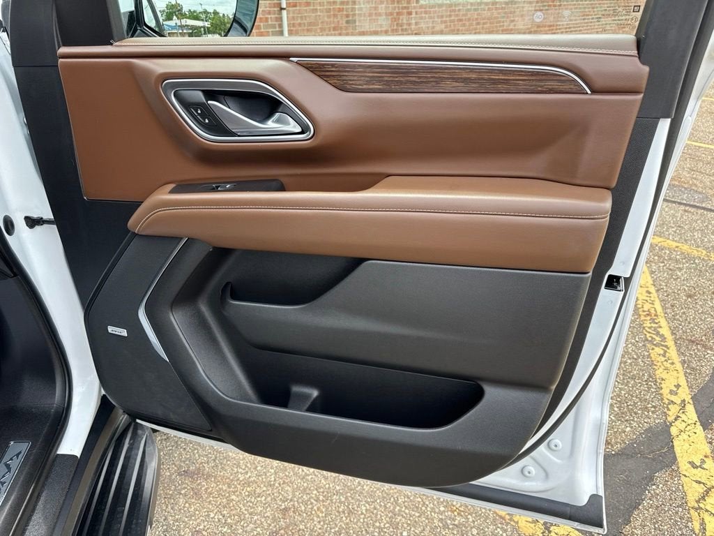 2023 Chevrolet Suburban High Country