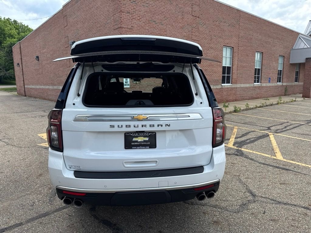 2023 Chevrolet Suburban High Country