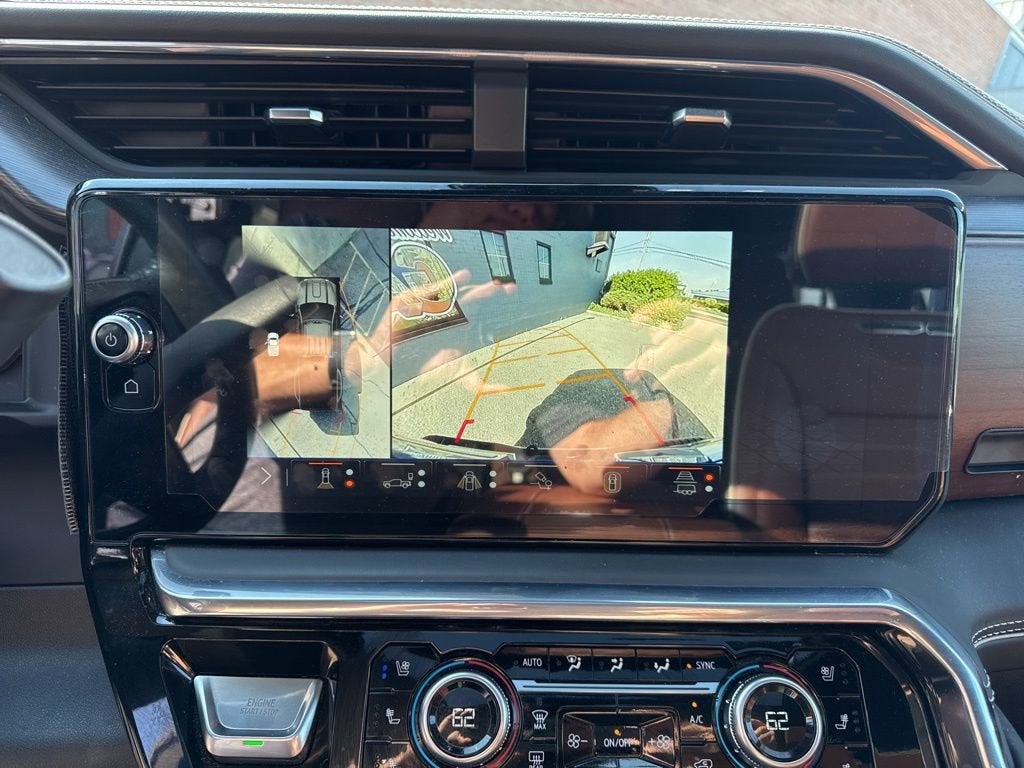 2025 GMC Sierra 3500 HD Denali Ultimate DRW
