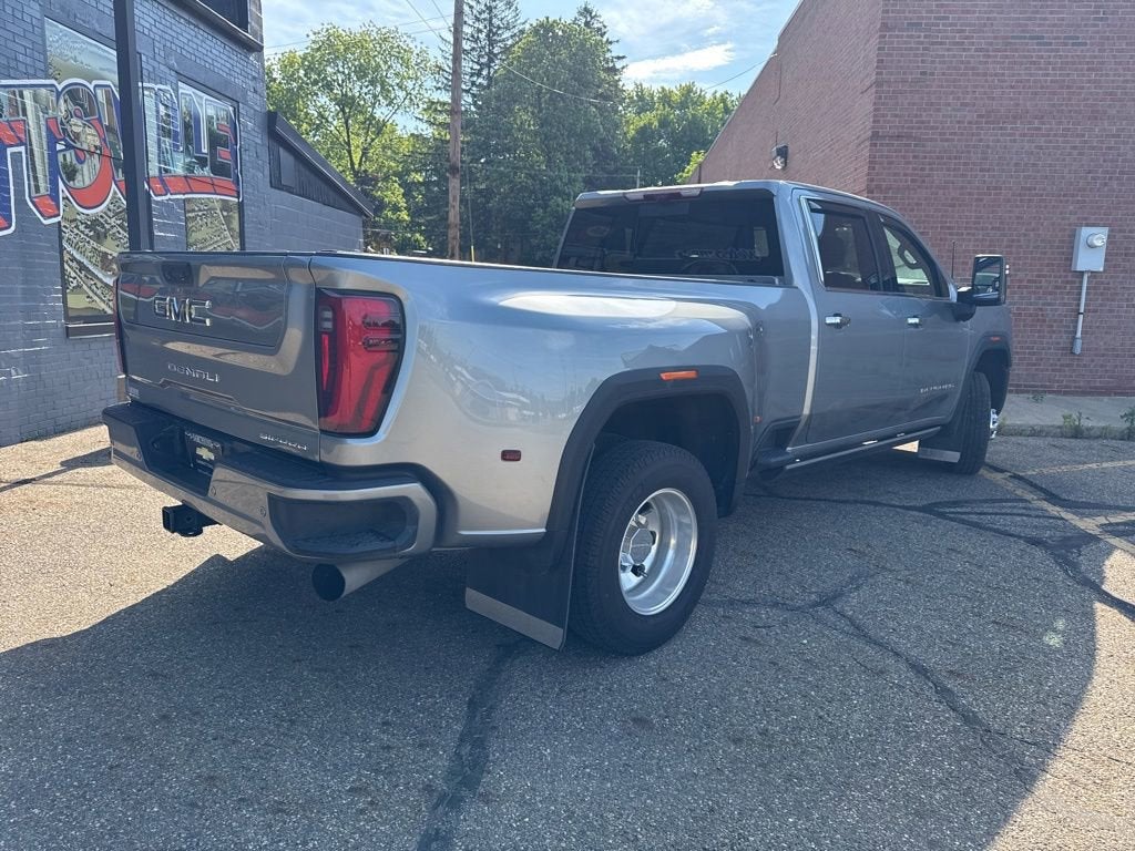 2025 GMC Sierra 3500 HD Denali Ultimate DRW