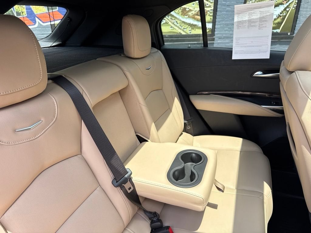 2024 Cadillac XT4 Premium Luxury