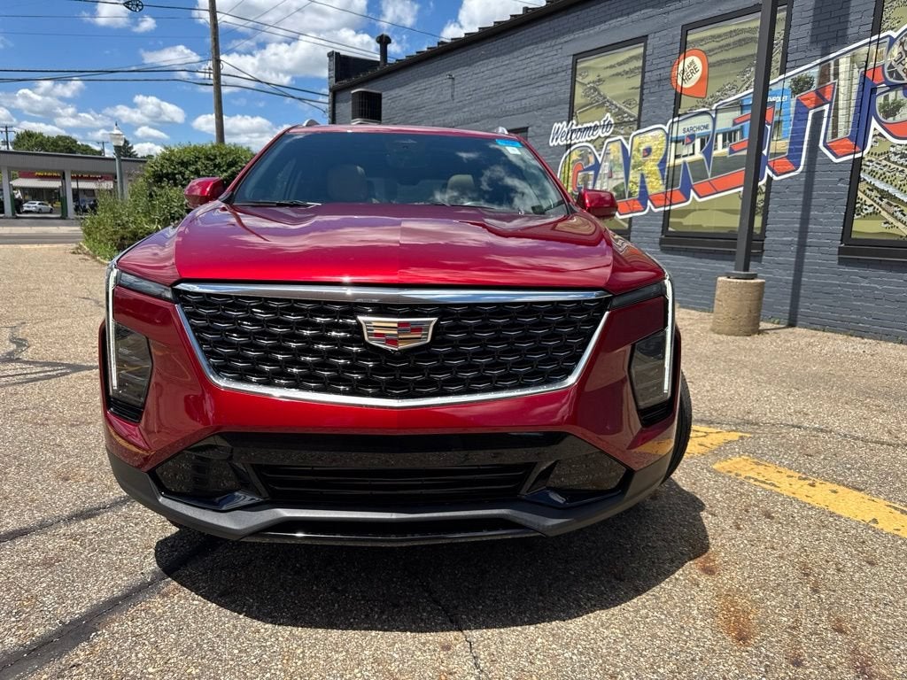 2024 Cadillac XT4 Premium Luxury