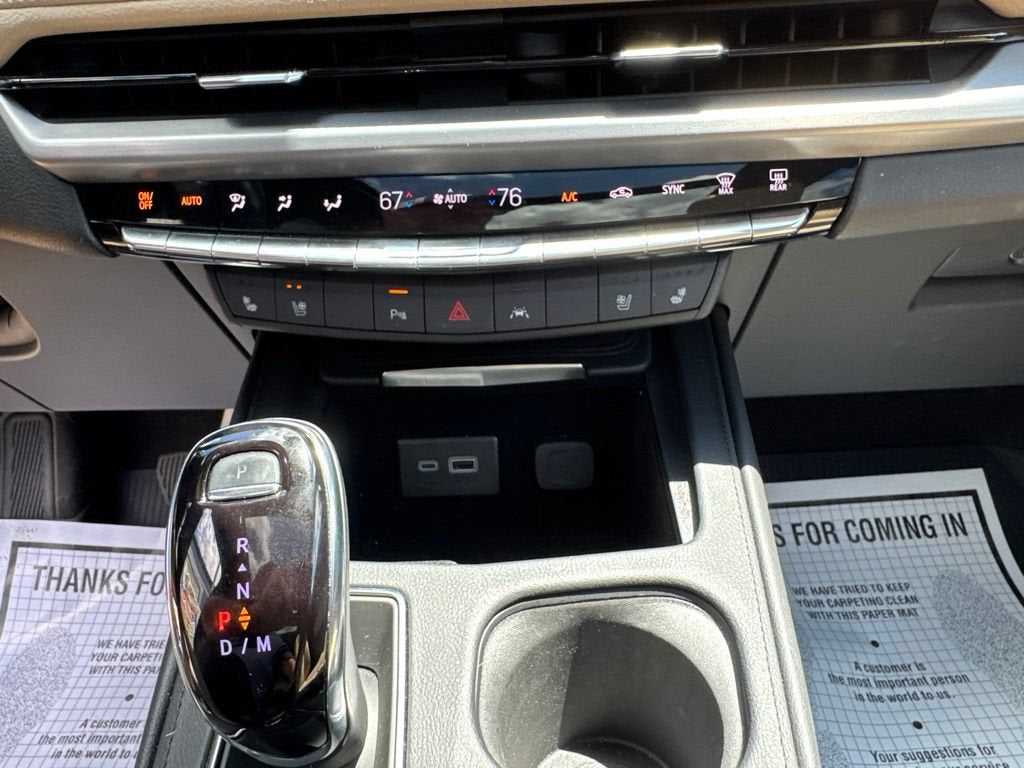 2024 Cadillac XT4 Premium Luxury